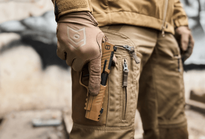Trockentraining mit einer Waffe: Wie man das Schießen mit einer Pistole ohne Schießstand übt