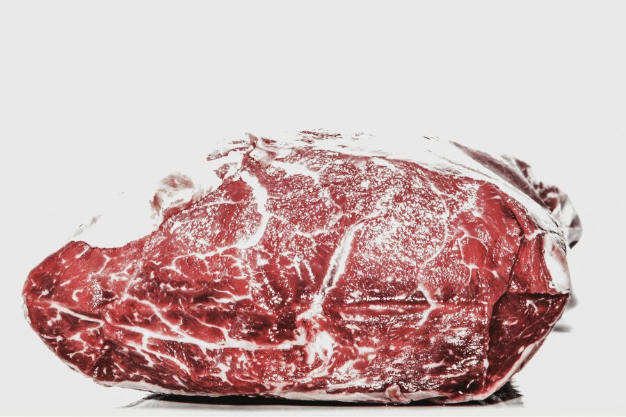 Rindfleisch. Quelle: https://www.pexels.com/cs-cz/foto/maso-syrovy-cerstvy-hovezi-112781/