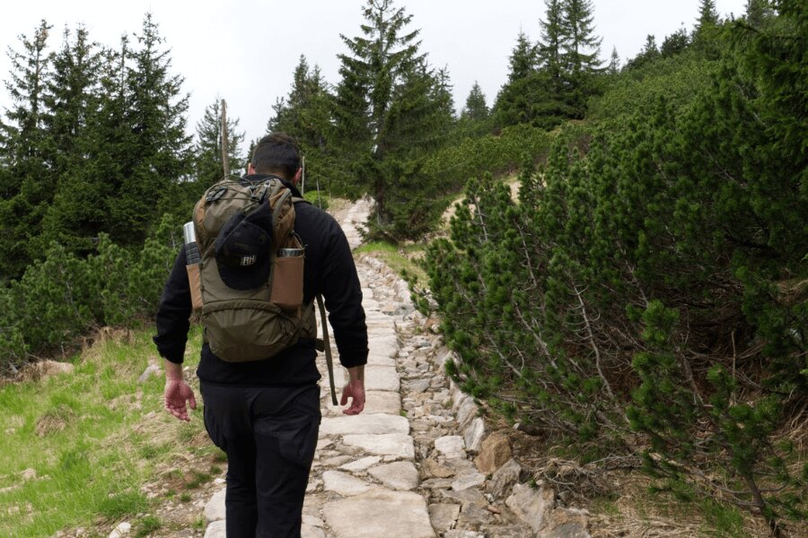 Herbst-Sweatshirt, Outdoor, Trekking. Quelle: TA