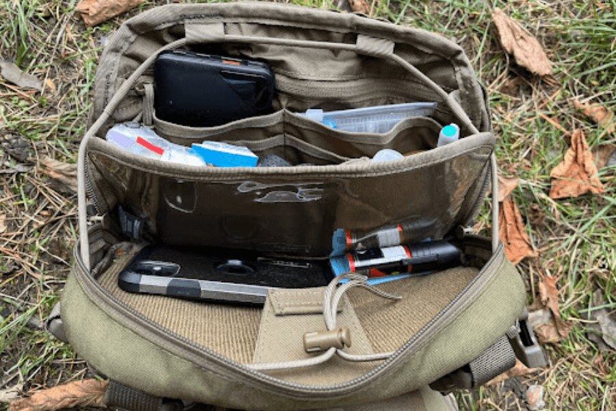 Helikon-Tex Numbat Brusttasche - Innenraum. Quelle: Tibor Hrušecký