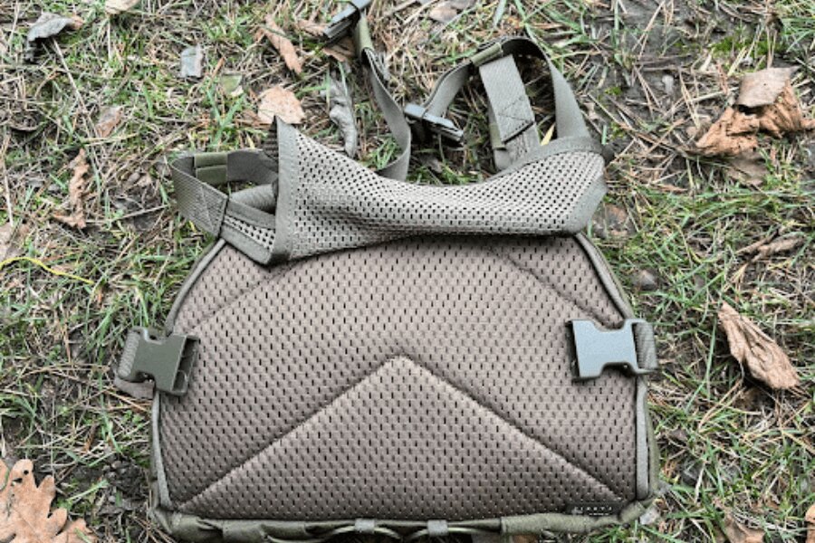 Brusttasche Helikon-Tex Numbat - Rückseite. Quelle: Tibor Hrušecký