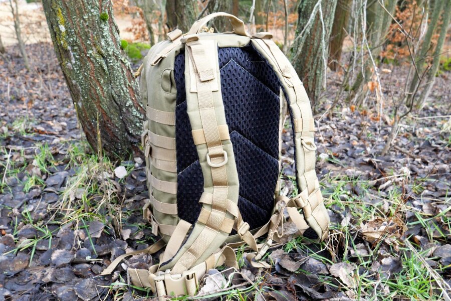 Rückensystem des kleinen taktischen Rucksacks Falcon II Maxpedition
