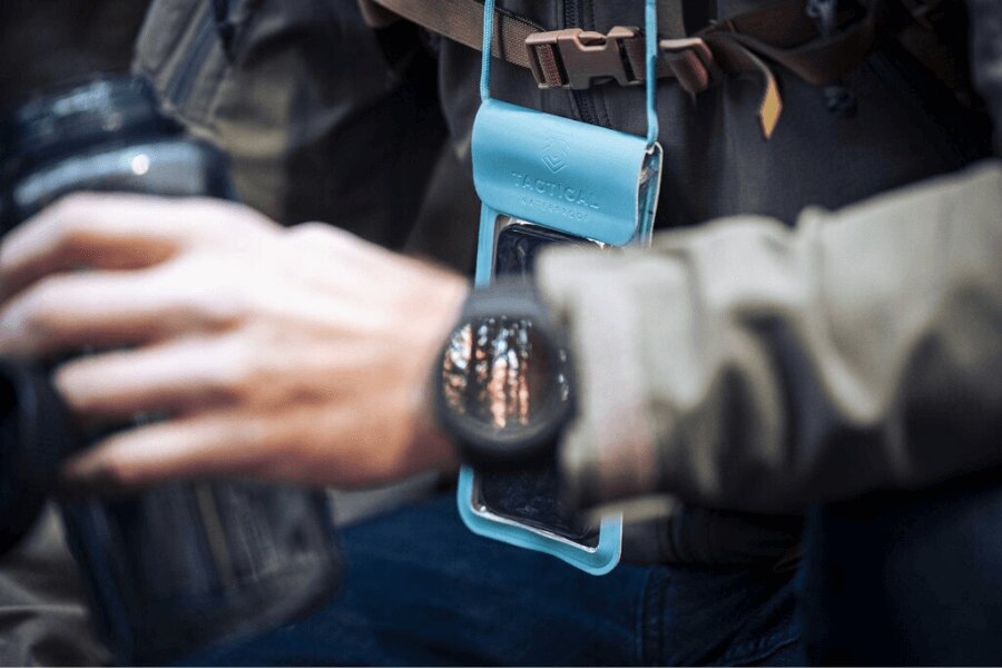 Wasserdichte Hülle Splash L/XL für Handy Tactical<sup>®</sup>. Quelle: Rigad/tacticalproducts.cz