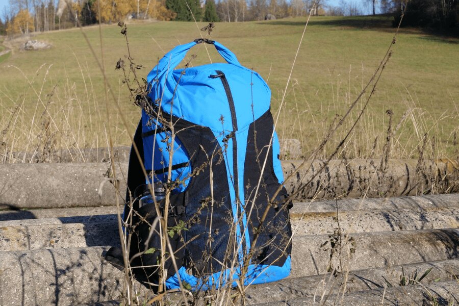 Frontzugang zum Hauptfach des Rucksacks. Quelle: Rigad