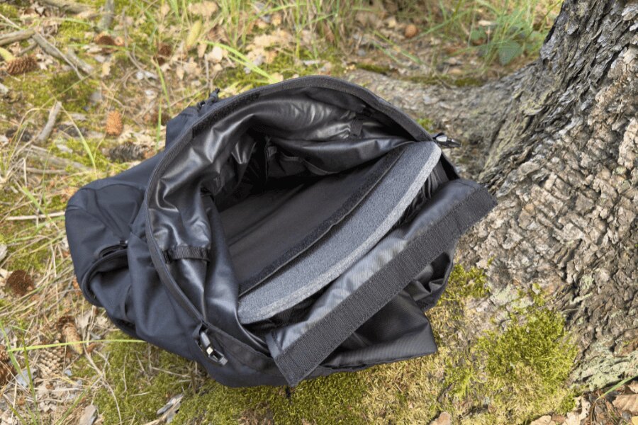 Rucksack Summit Helikon-Tex, herausnehmbare Schaumstoffeinlage zur Verstärkung des Rückensystems. Quelle: L.G. (Autor)