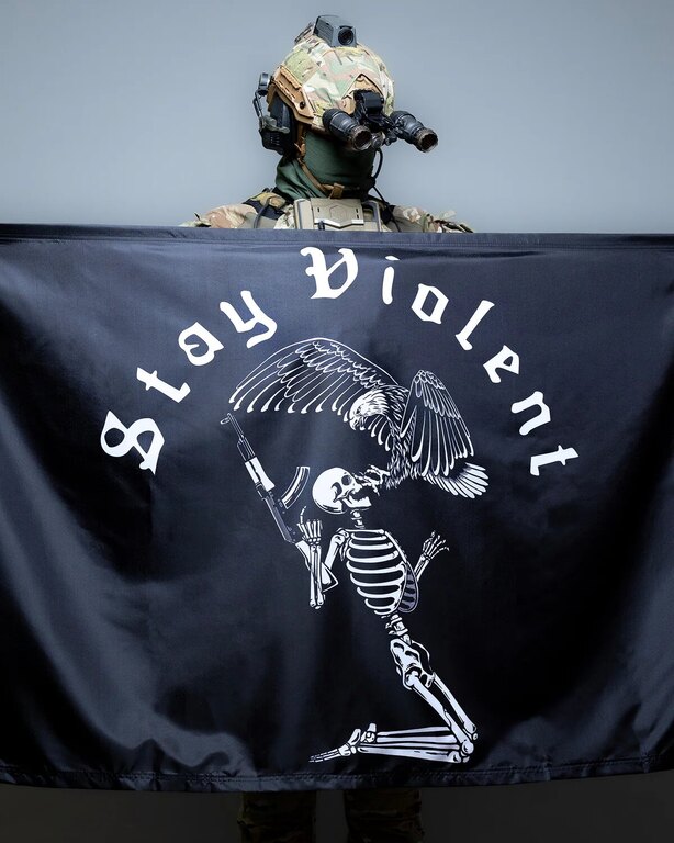 Flagge Stay Violent Brothers in Arms®