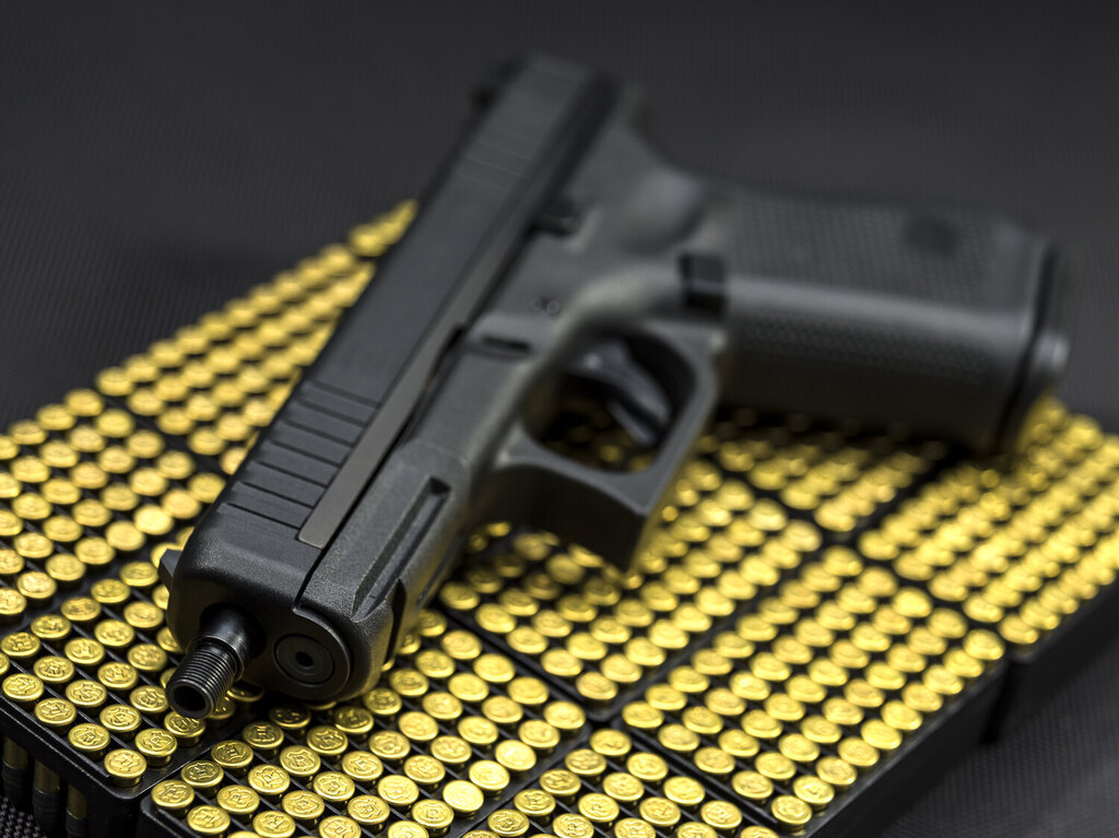 Glock 44 FS Pistole mit Schalldämpfergewinde / Kaliber .22LR