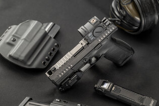 Pistole CZ P-10 C PORTED / Kaliber 9×19 CZUB®