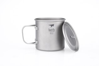 Titanbecher mit Deckel Keith® 650 ml