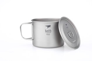 Titanbecher mit Deckel Keith® 900 ml